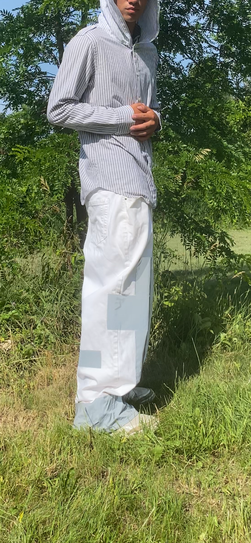 Reflective white jeans